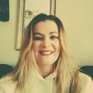 Meet your Posher, Charlotte